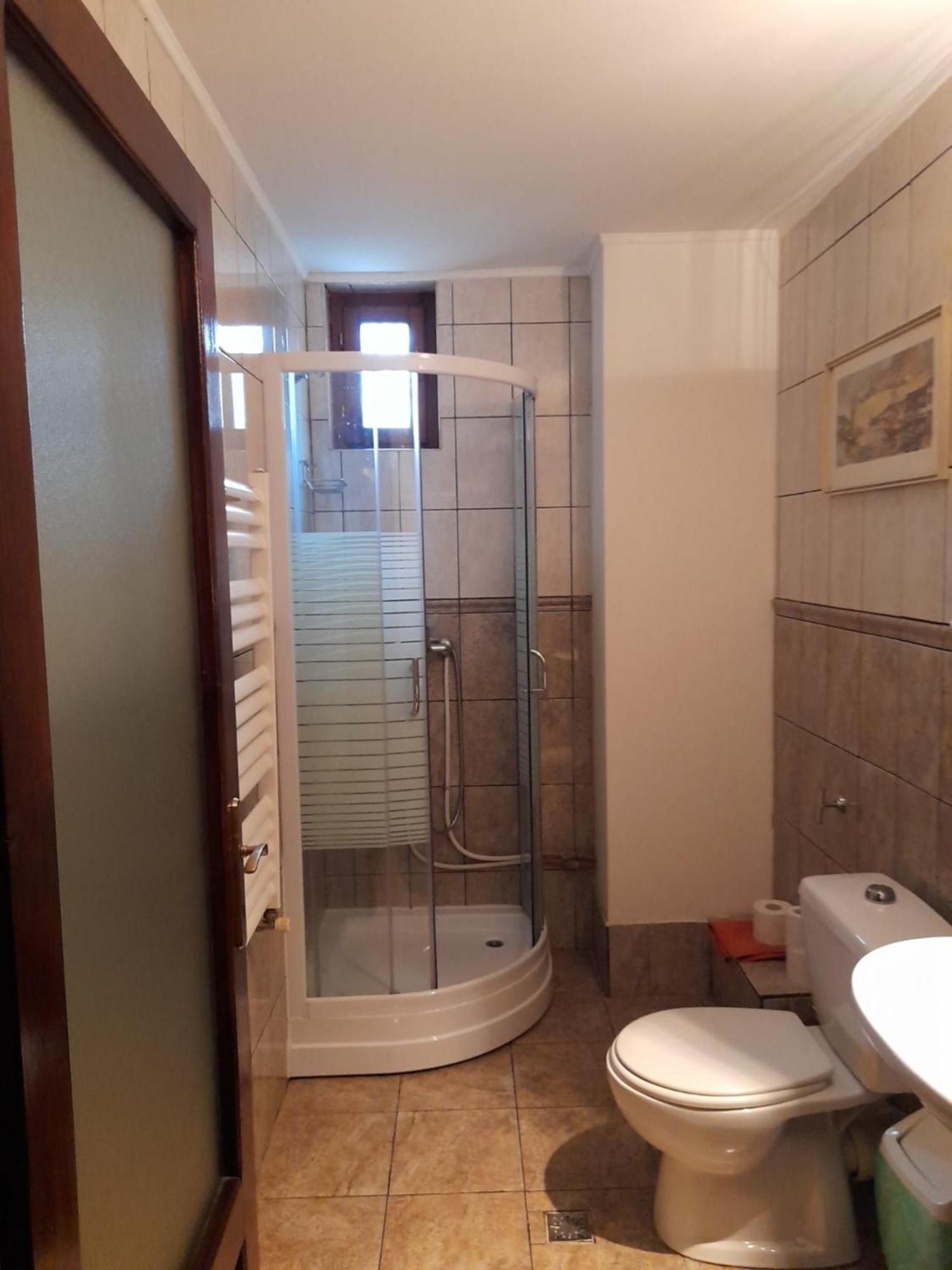 Panzio Anett Bed & Breakfast Pietroasa  Ngoại thất bức ảnh