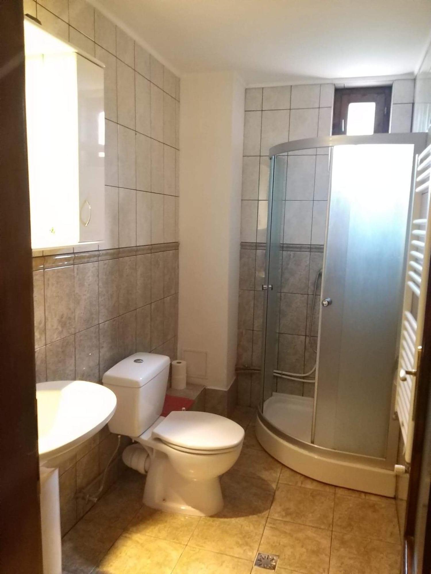 Panzio Anett Bed & Breakfast Pietroasa  Ngoại thất bức ảnh